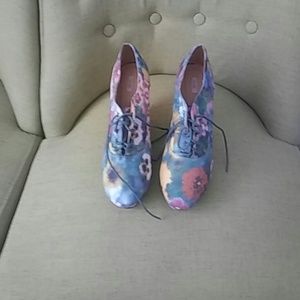 Urban outfitters boots